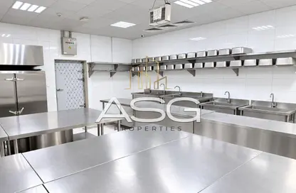 Warehouse - Studio - 1 Bathroom for rent in Al Quoz Industrial Area 4 - Al Quoz Industrial Area - Al Quoz - Dubai