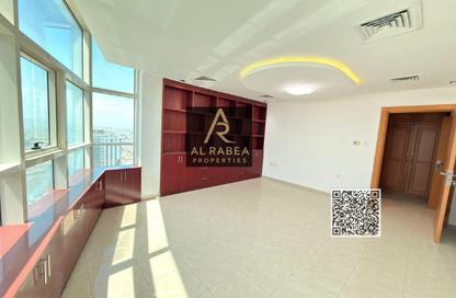 Penthouse - 3 Bedrooms - 5 Bathrooms for rent in Al Rumailah building - Al Rumailah 2 - Al Rumaila - Ajman