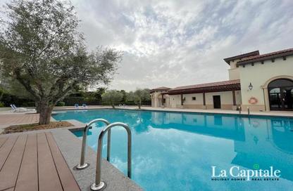 Apartment - 2 Bedrooms - 3 Bathrooms for sale in Qamar 8 - Madinat Badr - Al Muhaisnah - Dubai