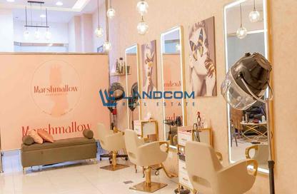 Shop - Studio - 1 Bathroom for rent in Al Dana Centre - Al Muraqqabat - Deira - Dubai