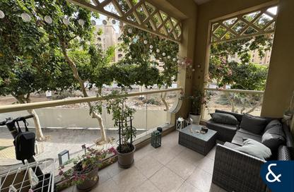 Apartment - 2 Bedrooms - 2 Bathrooms for sale in Jash Hamad - Shoreline Apartments - Palm Jumeirah - Dubai