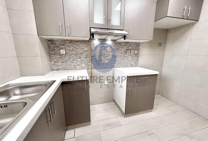 128384406 - Property Image 3