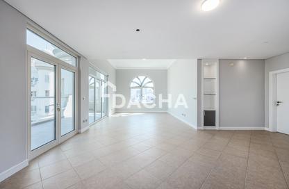 Apartment - 3 - 3 for rent in Al Sarrood - Shoreline Apartments - Palm Jumeirah - Dubai