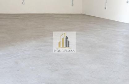 Warehouse - Studio for rent in M-26 - Mussafah Industrial Area - Mussafah - Abu Dhabi Warehouse - Studio for rent in M-26 - Mussafah Industrial Area - Mussafah - Abu Dhabi