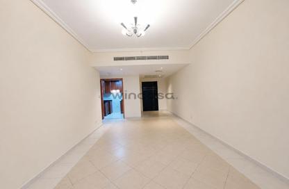 Apartment - 3 Bedrooms - 3 Bathrooms for rent in 21st Century Tower - Sheikh Zayed Road - Dubai