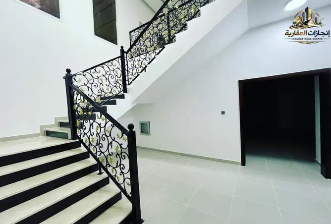 145984837 - Property Image 2