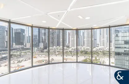 Office Space - Studio for sale in The Binary Tower - Business Bay - Dubai