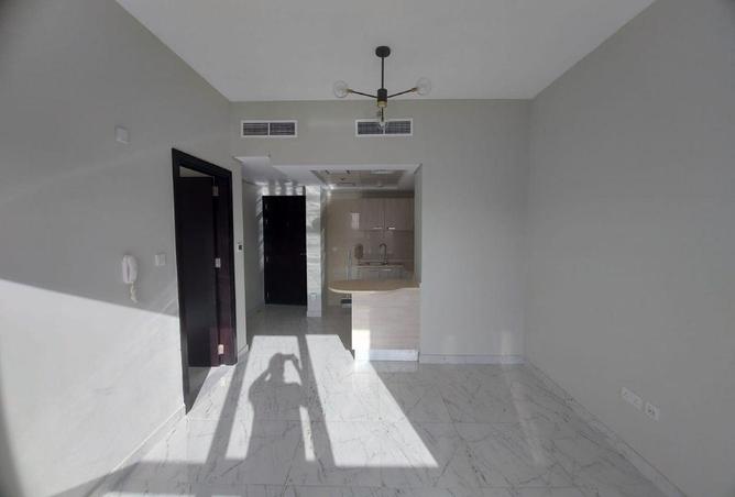 76179553 - Property Image 3