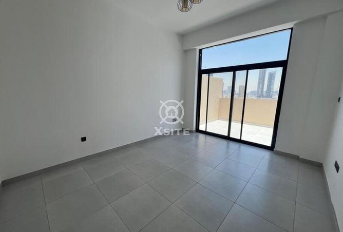 98696126 - Property Image 2
