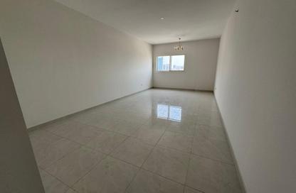 Apartment - 2 Bedrooms - 3 Bathrooms for rent in Corniche Tower - Ajman Corniche Road - Ajman