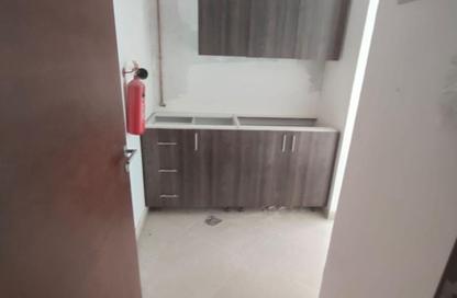 Apartment - Studio - 1 Bathroom for rent in Al Butina 9 Building - Al Butina - Sharjah