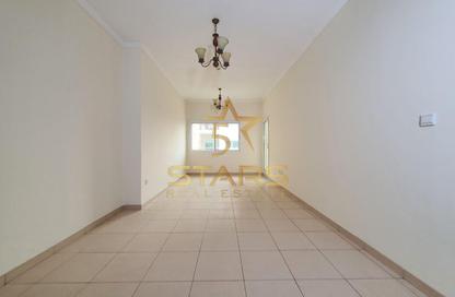 Apartment - 2 - 3 for rent in Mazaya 27 - Queue Point - Liwan - Dubai
