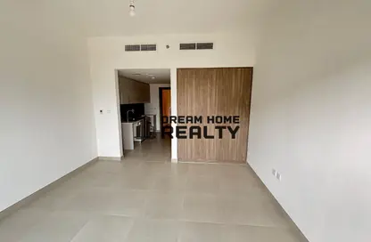 Apartment - 1 Bathroom for rent in Jawaher Residences - Maryam Island - Al Khan - Sharjah