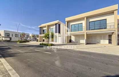 Townhouse - 2 Bedrooms - 3 Bathrooms for rent in The Dahlias - Yas Acres - Yas Island - Abu Dhabi
