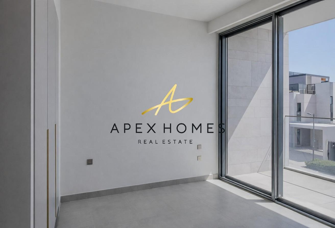 Brand New | Large Plot | Vacant Now photo 4