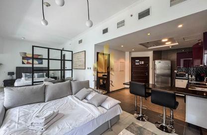 Apartment - Studio - 1 Bathroom for rent in Cayan Tower - Dubai Marina - Dubai