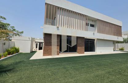 Villa - 5 Bedrooms - 6 Bathrooms for rent in West Yas - Yas Island - Abu Dhabi