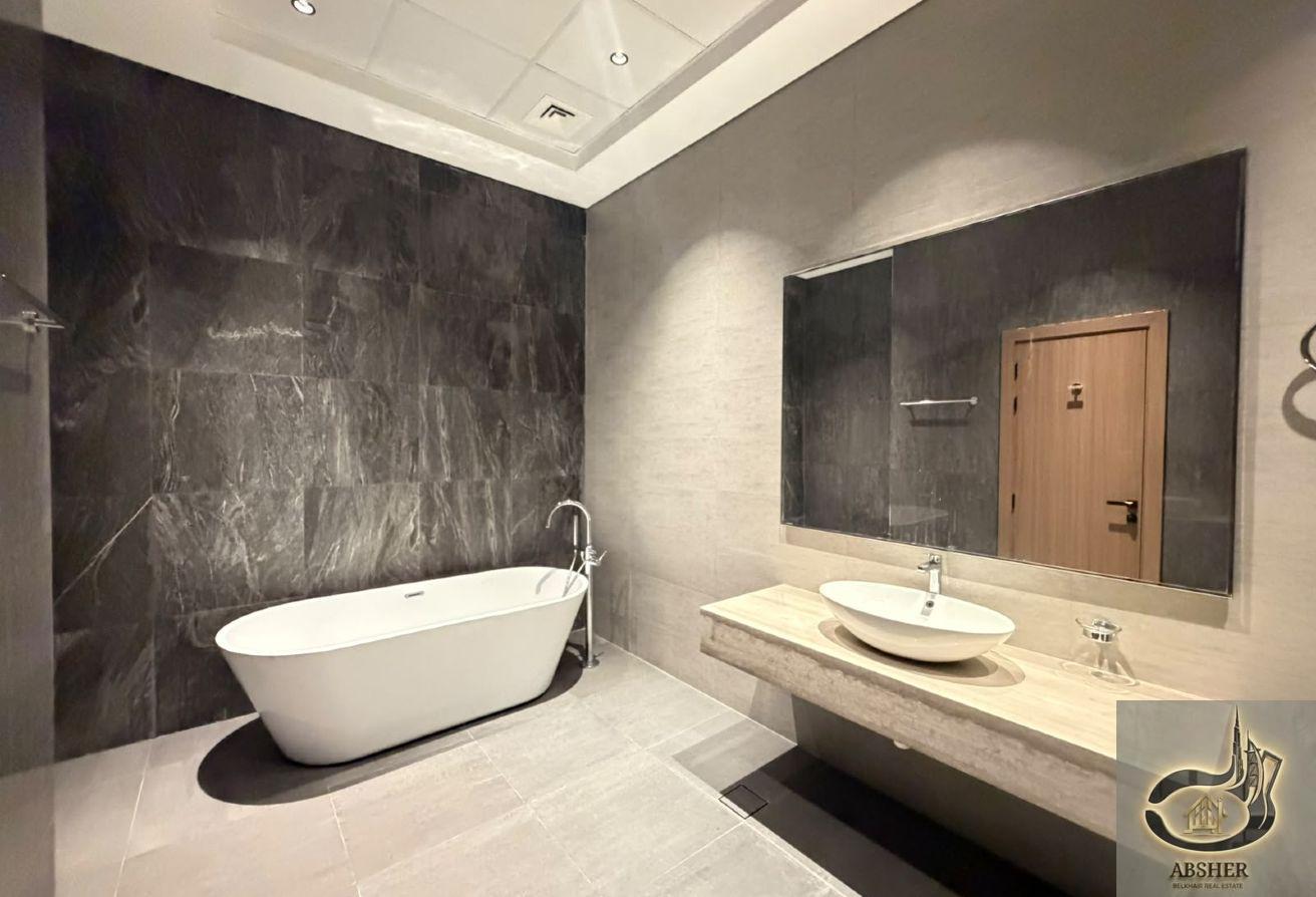 Al Warqa 4 Modern Design 5 Bedrooms Swimming Pool photo 21