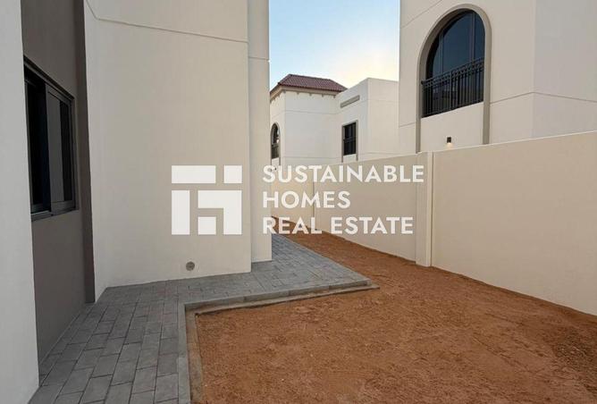 98679578 - Property Image 3