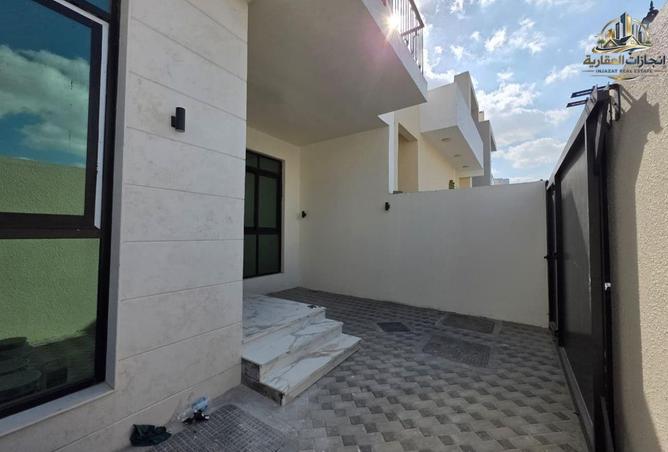 73126089 - Property Image 2