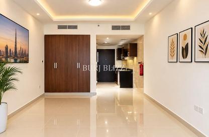 Apartment - Studio - 1 for rent in Royal JVC Building - District 10 - Jumeirah Village Circle - Dubai