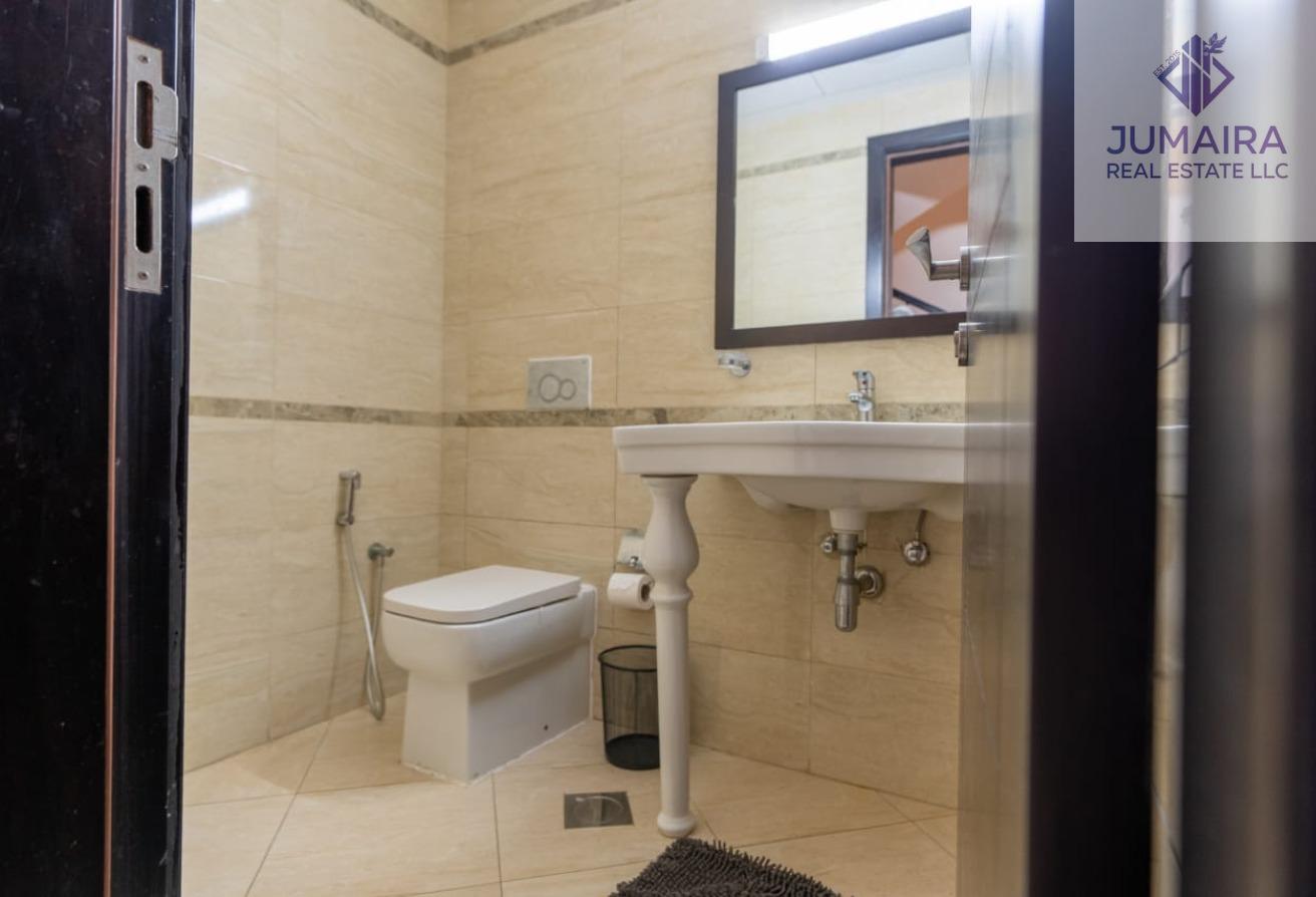 4 Bedrooms Ensuite bathrooms | Private pool | SALE