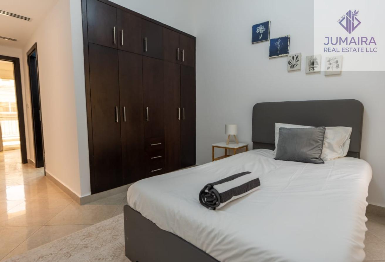 4 Bedrooms Ensuite bathrooms | Private pool | SALE