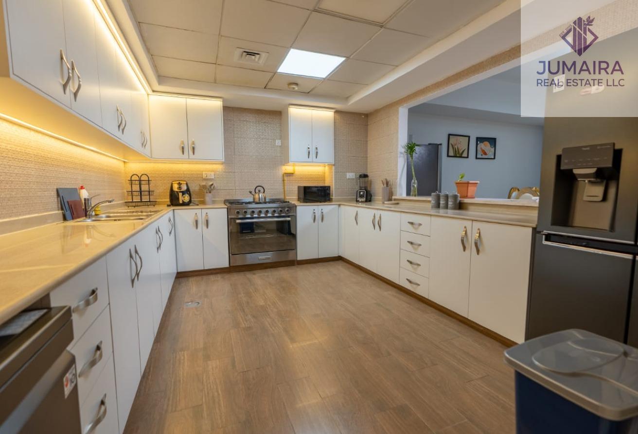4 Bedrooms Ensuite bathrooms | Private pool | SALE