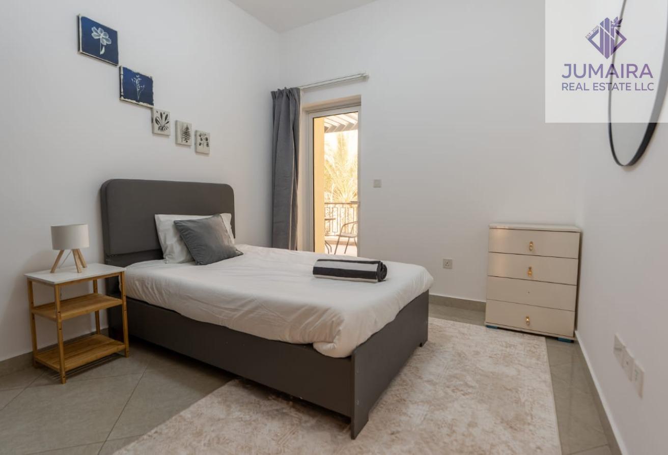4 Bedrooms Ensuite bathrooms | Private pool | SALE