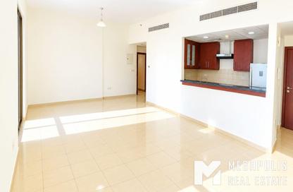 Apartment - 1 - 2 for rent in Rimal 3 - Rimal - Jumeirah Beach Residence - Dubai