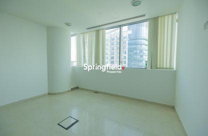 Office Space - Studio - 1 for rent in Business Tower - Business Bay - Dubai