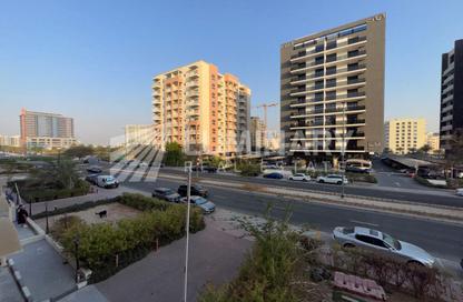 Apartment - 2 - 3 for rent in Tala 2 - Queue Point - Liwan - Dubai