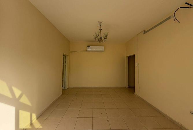 77379807 - Property Image 2