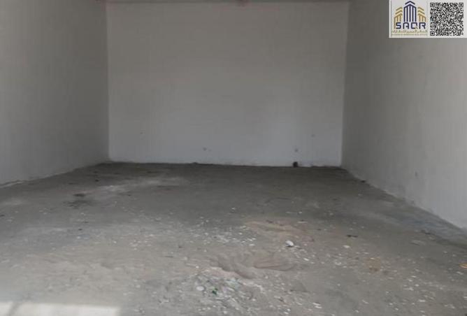 73882618 - Property Main Image