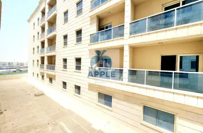 Apartment - 1 Bedroom - 2 Bathrooms for rent in Muwaileh 3 Building - Muwaileh - Sharjah