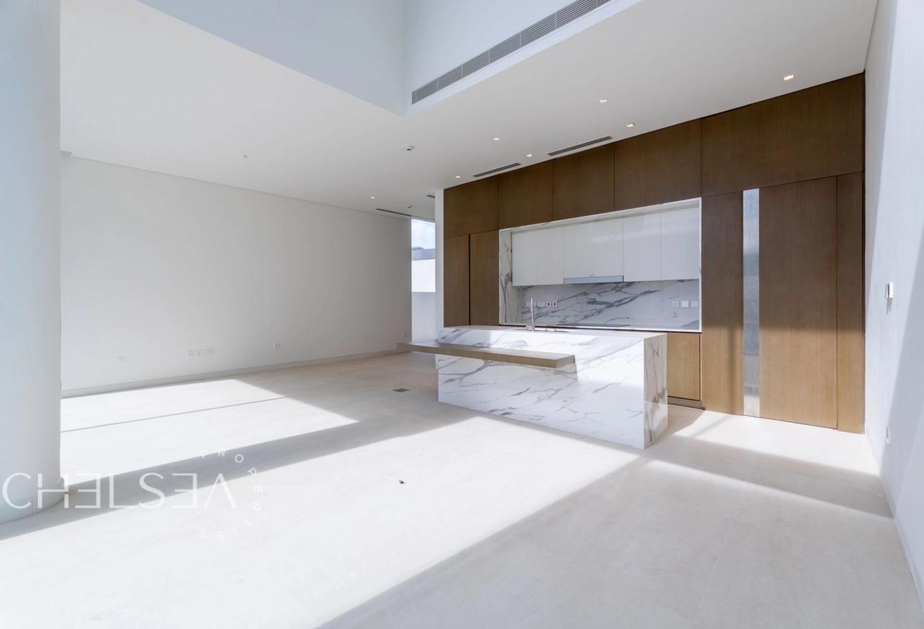 SEMI-DETACHED | COMMUNITY VIEW | NO AGENTS photo 6