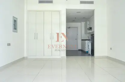 Apartment - Studio - 1 Bathroom for sale in Golf Panorama B - Golf Panorama - Golf Town - DAMAC Hills - Dubai Apartment - Studio - 1 Bathroom for sale in Golf Panorama B - Golf Panorama - Golf Town - DAMAC Hills - Dubai