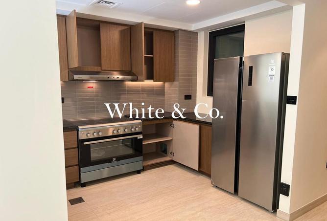 74244357 - صورة العقار 3