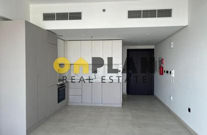 Apartment - Studio - 1 Bathroom for rent in Deansgate By Ade - Majan - Dubai Land - Dubai