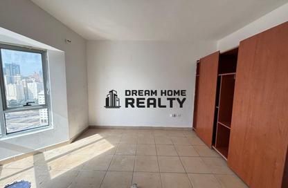 Apartment - 1 Bedroom - 2 Bathrooms for rent in Dar Al Majaz - Jamal Abdul Nasser Street - Al Majaz - Sharjah