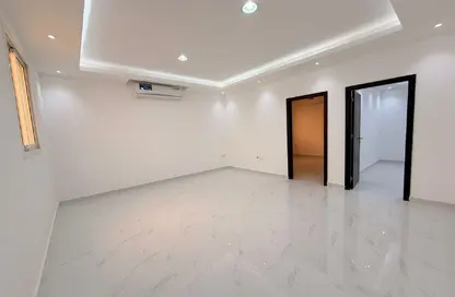 شقة - 2 غرف نوم - 2 حمامات للايجار في مدينة شخبوط - أبوظبي