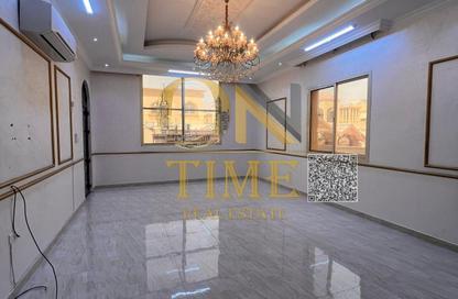 Villa - 5 - 6 for rent in Al Mowaihat 2 - Al Mowaihat - Ajman