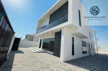 Villa - 5 - 7 for rent in Wadi Alshabak - Dubai