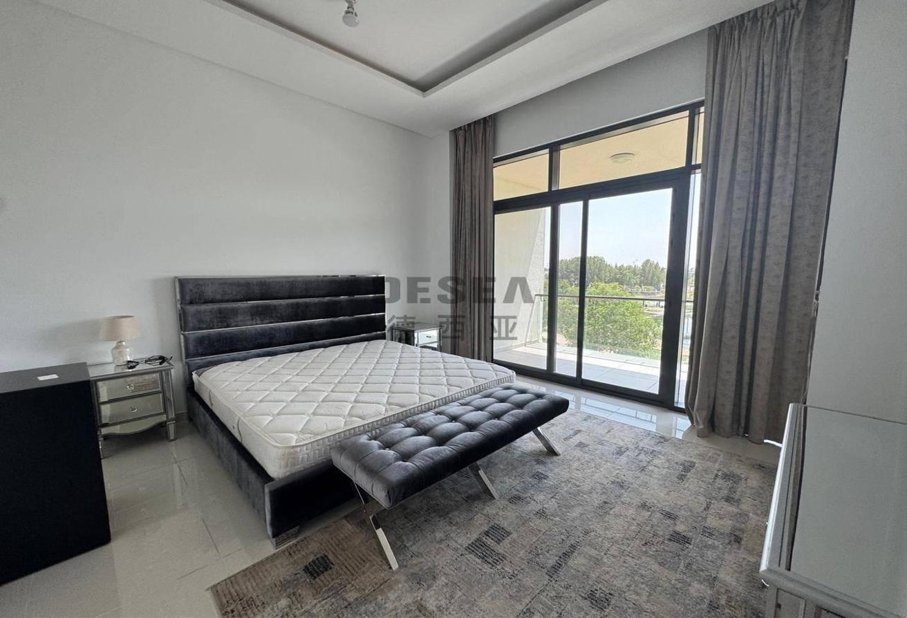 Park & Lake View | Family Haven | Vacant photo 7