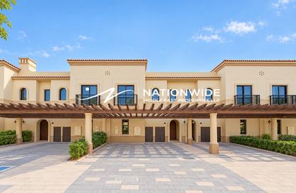 Townhouse - 3 - 4 for rent in Bloom Living - Zayed City (Khalifa City C) - Khalifa City - Abu Dhabi