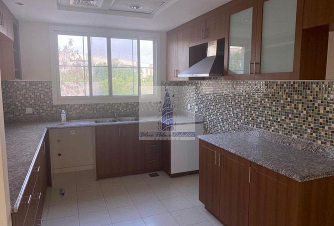 Rent in Rahat: Large Plot fully renovated Three+maid near to park ...