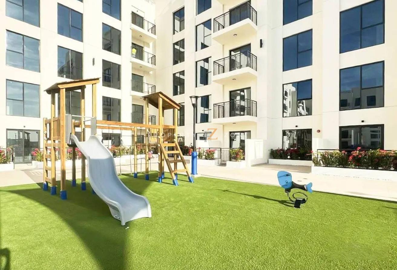 MULTIPLE CHEQUES|HIGH FLOOR| BOULEVARD VIEW photo 11