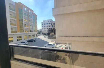 شقة - 2 غرف نوم - 2 حمامات للايجار في سراب 2 - الجادة - الشارقة