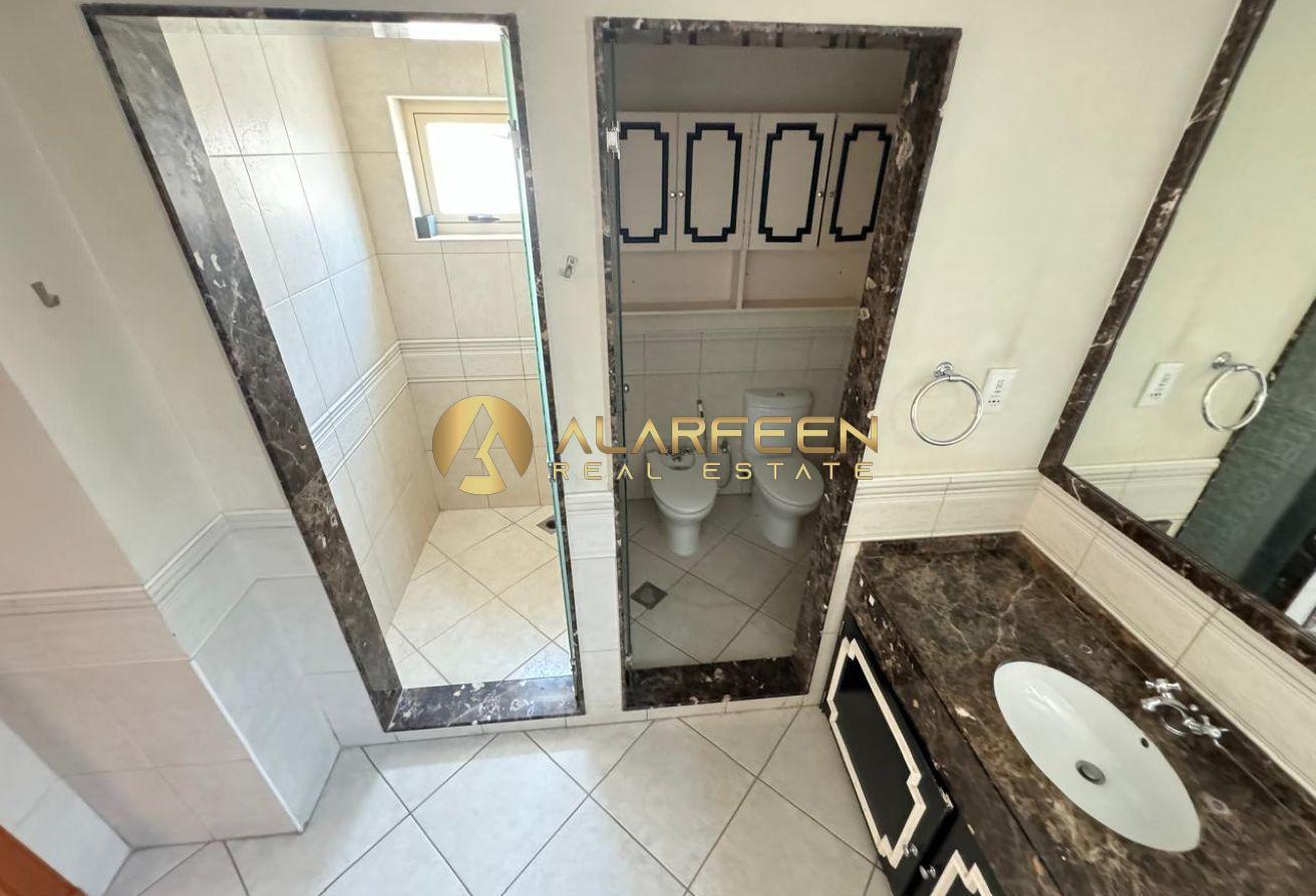 4 bed villa | Gated Community | Private Garden photo 24