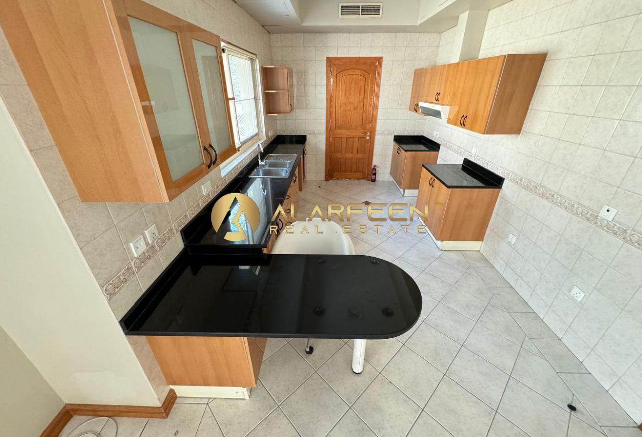 4 bed villa | Gated Community | Private Garden photo 13